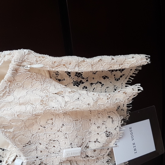 NWT Lace Tank top - Picture 5 of 13